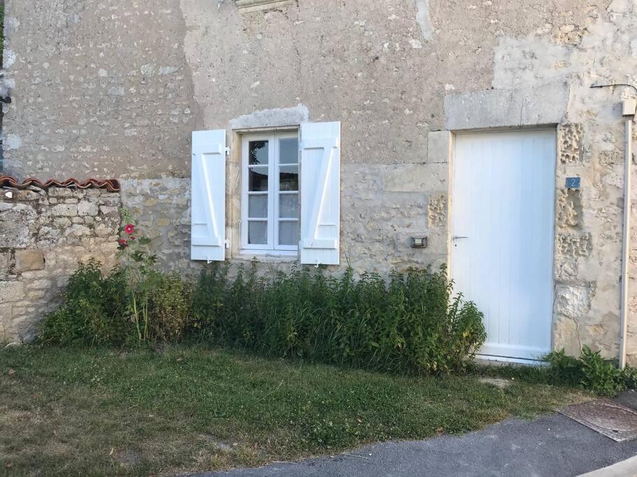 Maison De Village Et Jardin , A Mornac Sur Seudre Extérieur photo